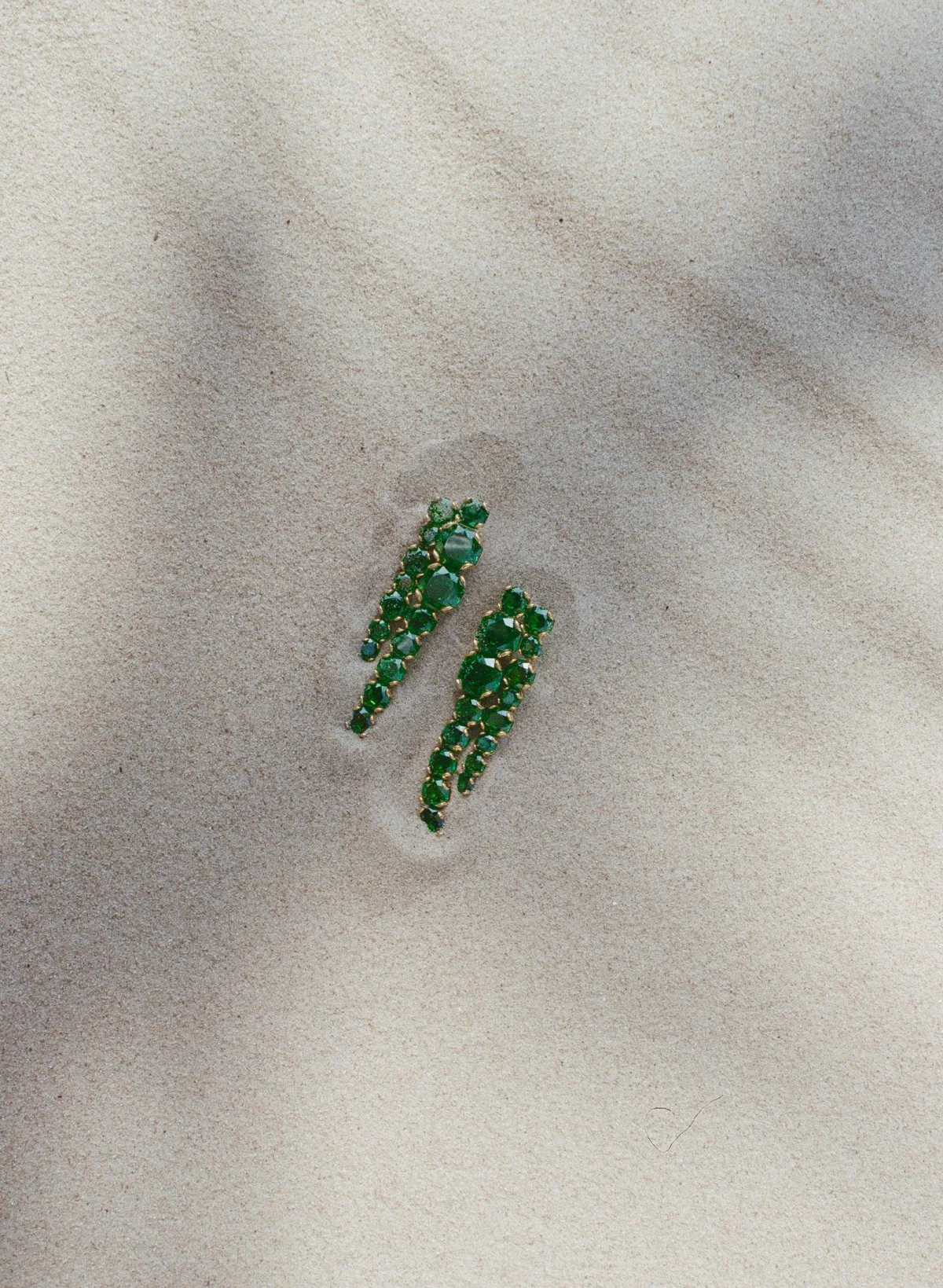 JEWELRY & SILVER PIECES